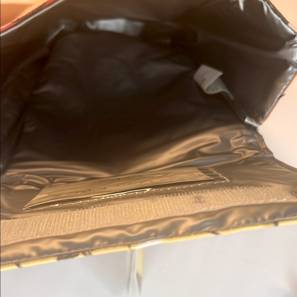 Sugar Booger Insulated Pink and Yellow Scenic Pattern Lunchbox Bag - Picture 6 of 9